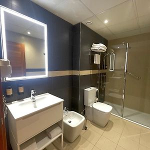 Habitación con 2 Camas Individuales